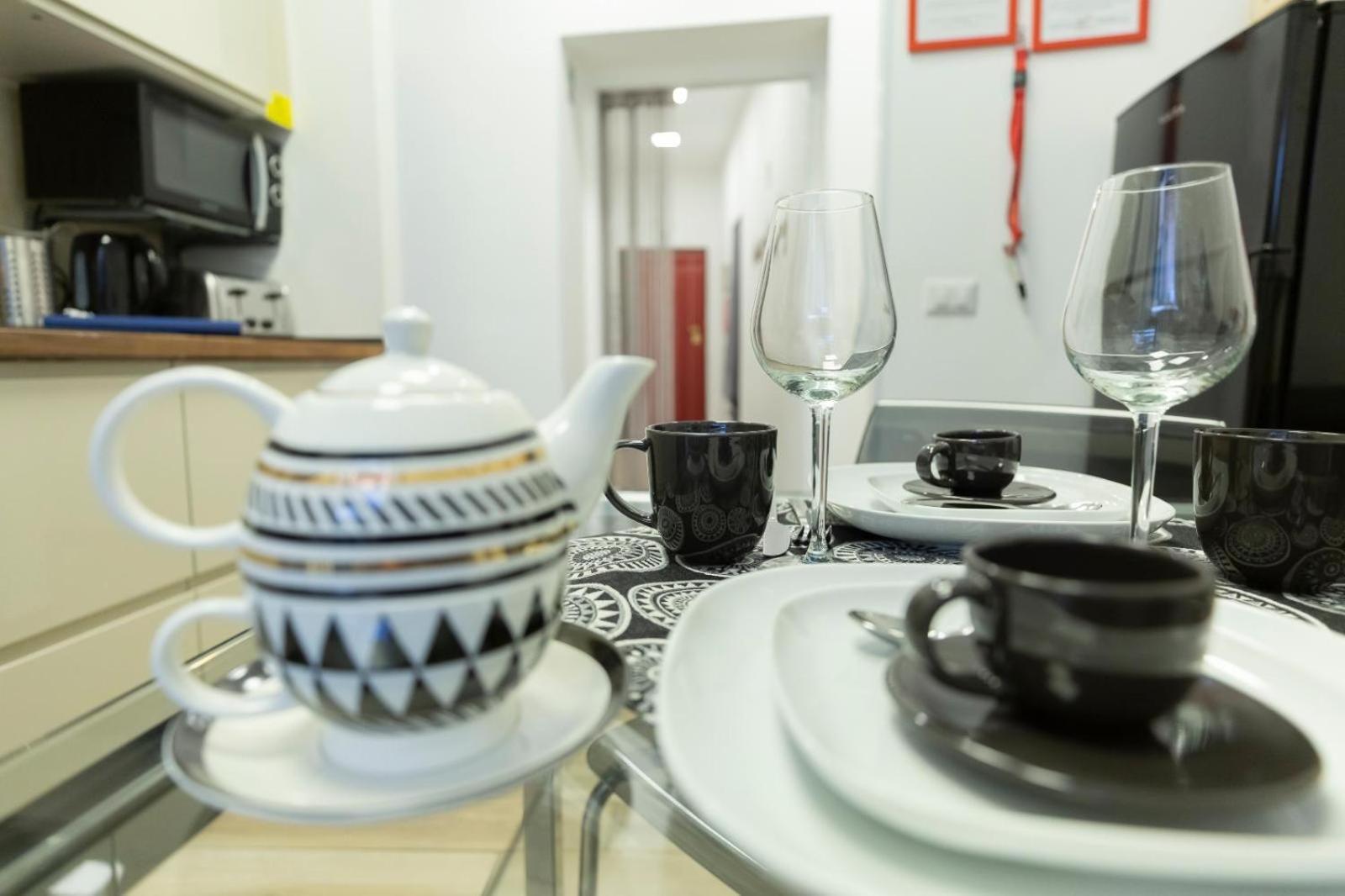 Flatinrome Trastevere Deluxe Rooms - Green Patio Εξωτερικό φωτογραφία