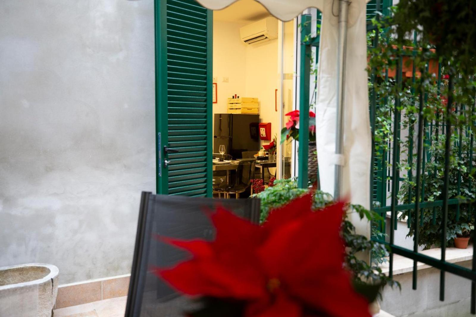 Flatinrome Trastevere Deluxe Rooms - Green Patio Εξωτερικό φωτογραφία