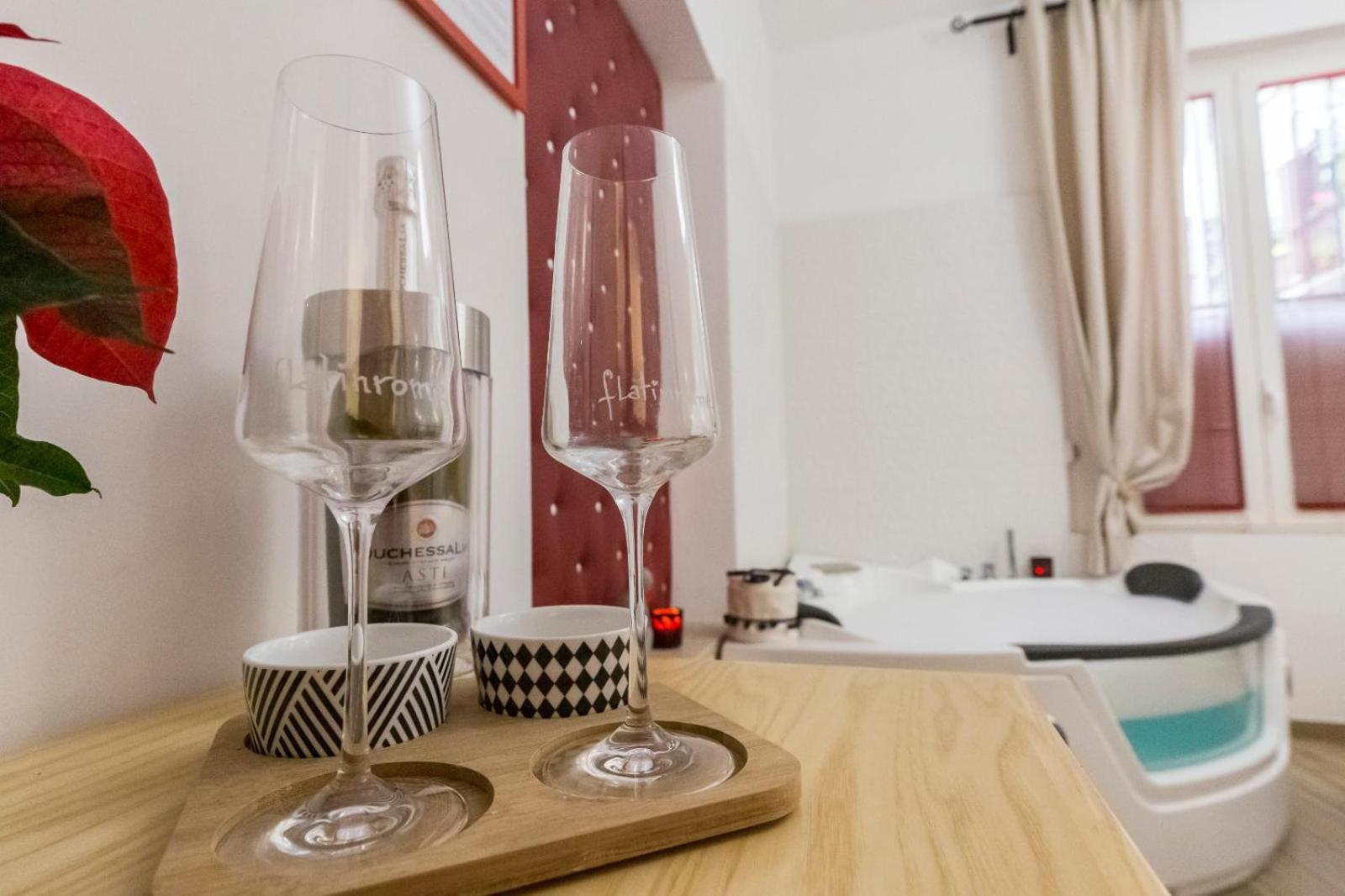 Flatinrome Trastevere Deluxe Rooms - Green Patio Εξωτερικό φωτογραφία