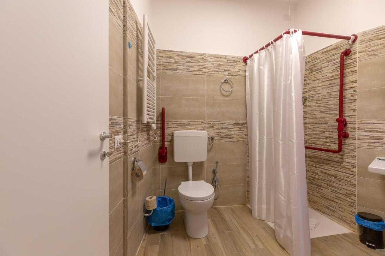Flatinrome Trastevere Deluxe Rooms - Green Patio Εξωτερικό φωτογραφία