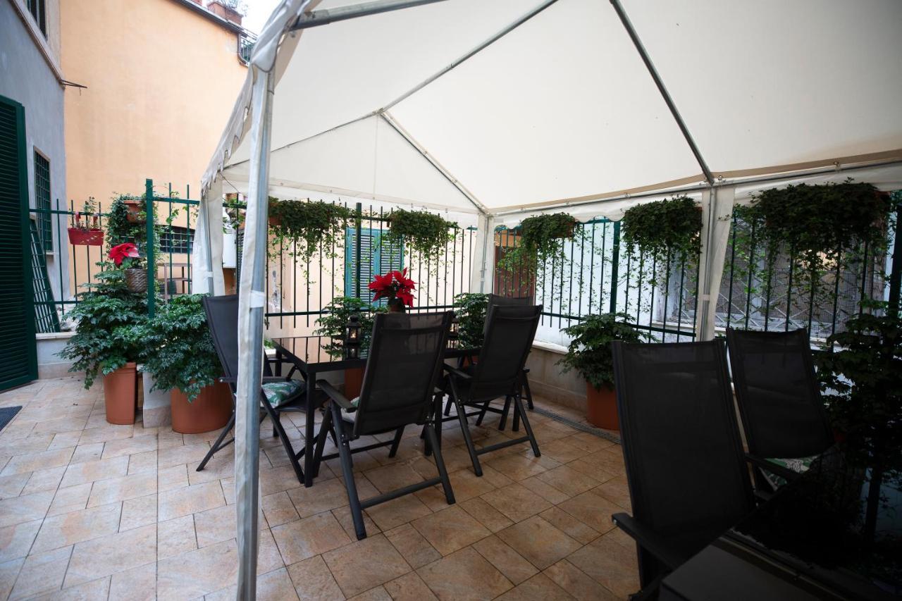 Flatinrome Trastevere Deluxe Rooms - Green Patio Εξωτερικό φωτογραφία